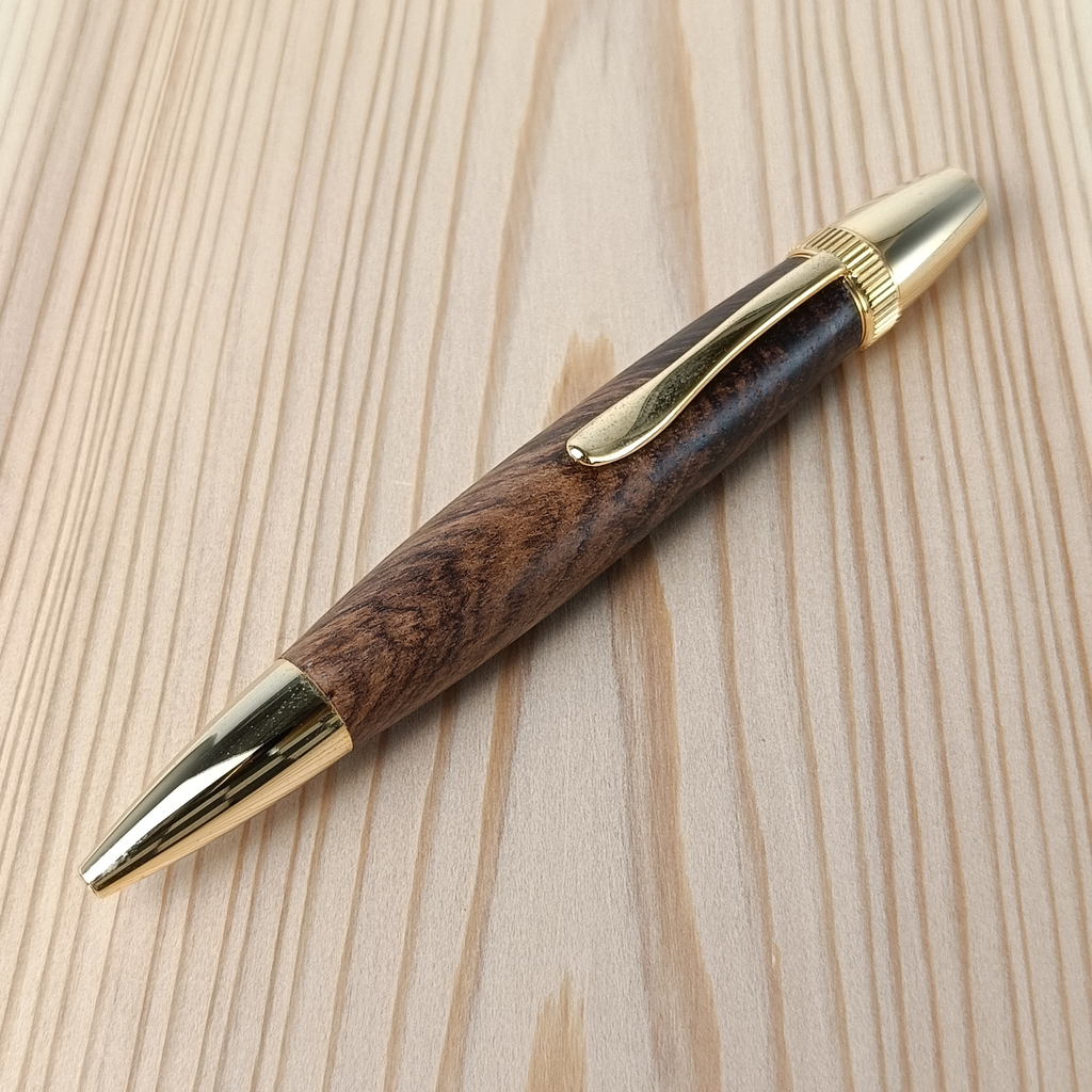 木目を楽しむ木軸ボールペン  銘木 ブビンガ