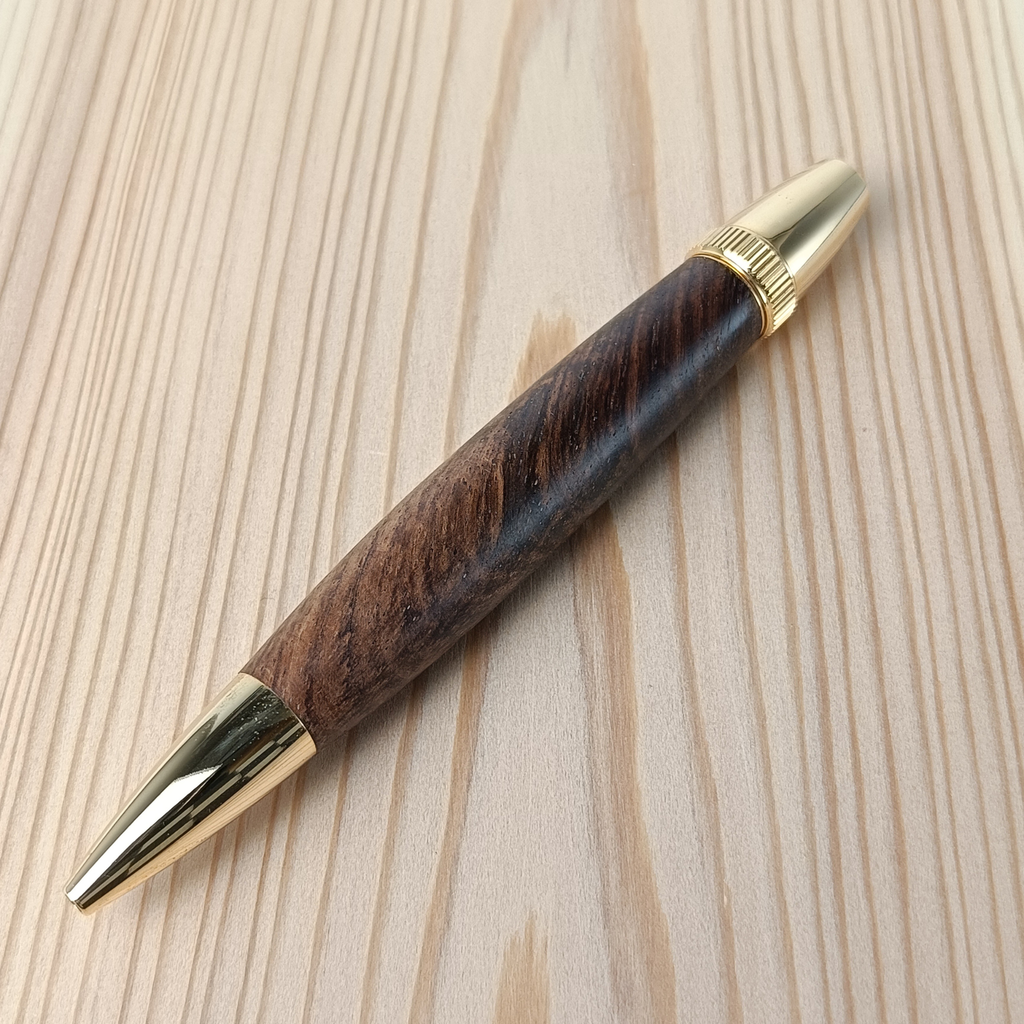 木目を楽しむ木軸ボールペン  銘木 ブビンガ