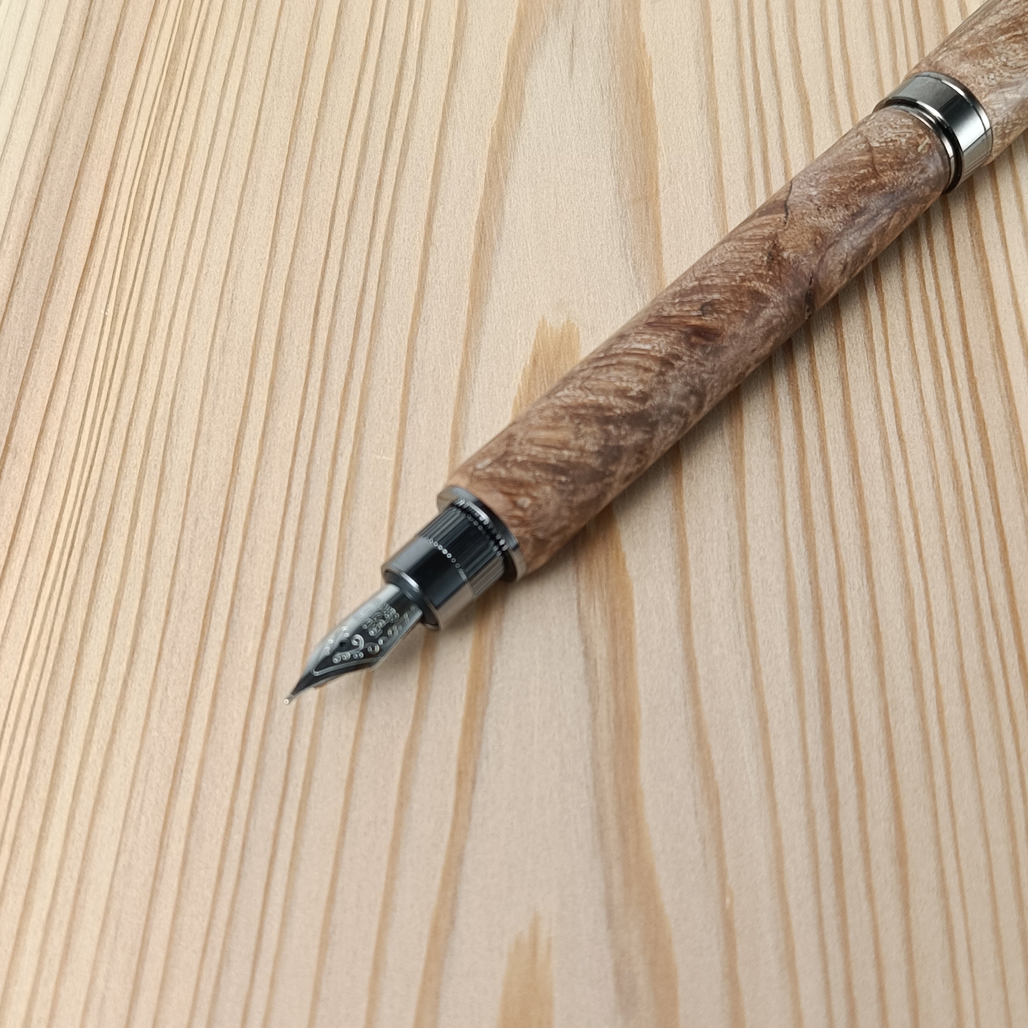 スタビライズドウッド 万年筆 ブラウンベージュ