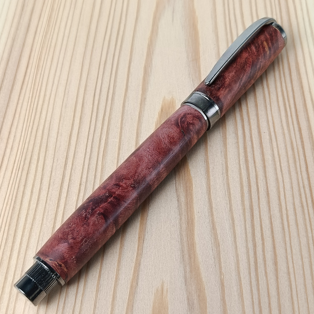スタビライズドウッド 万年筆 レッド