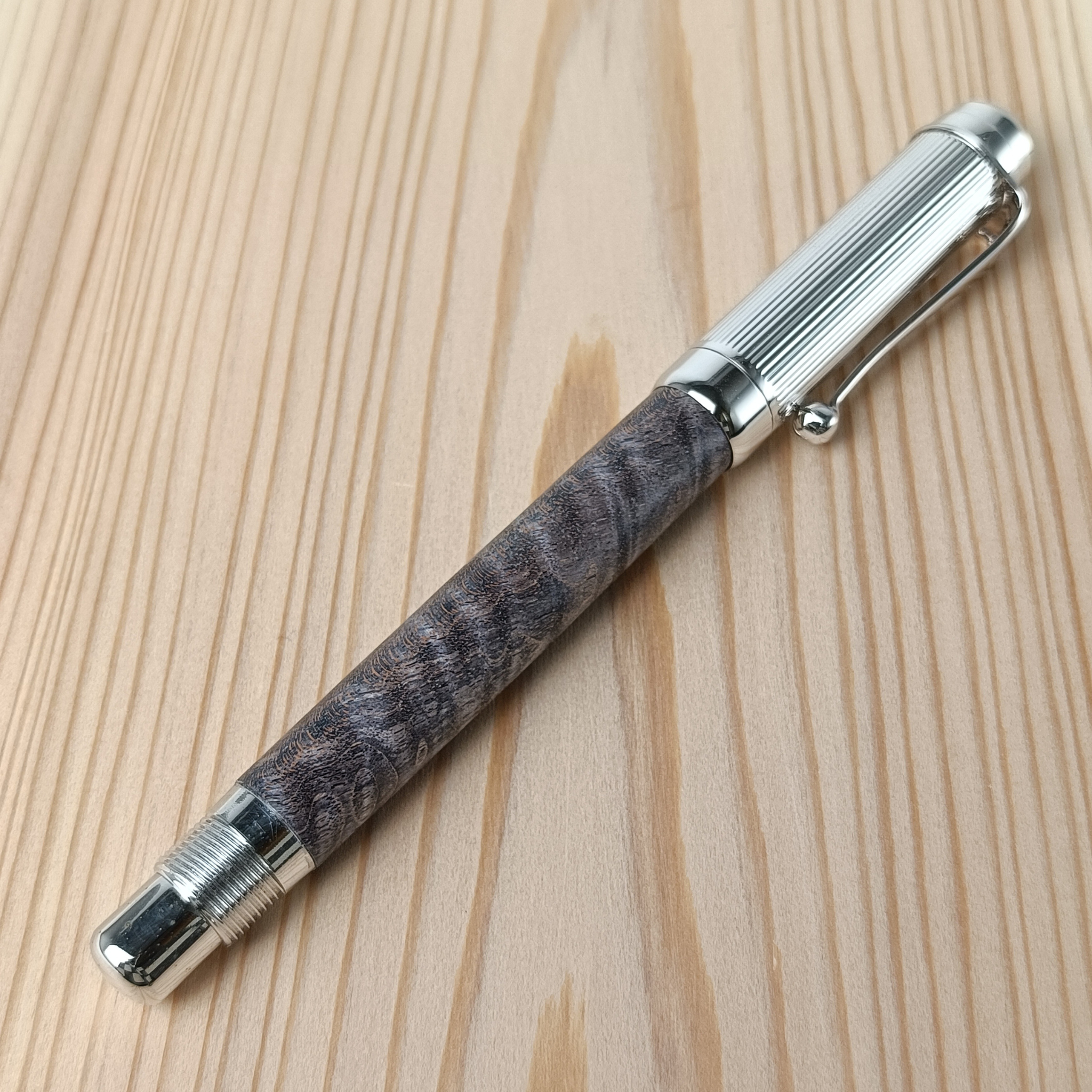 スタビライズドウッド スリム万年筆 アッシュグレー